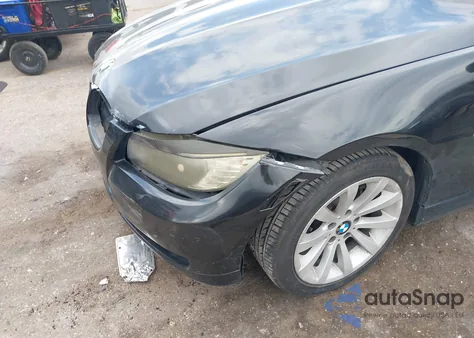 2011 BMW 328I из США, поврежденный, VIN WBAPH7C57BA801266